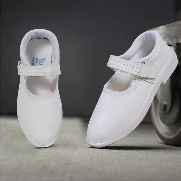 Trump_Casuals_For_Women_White