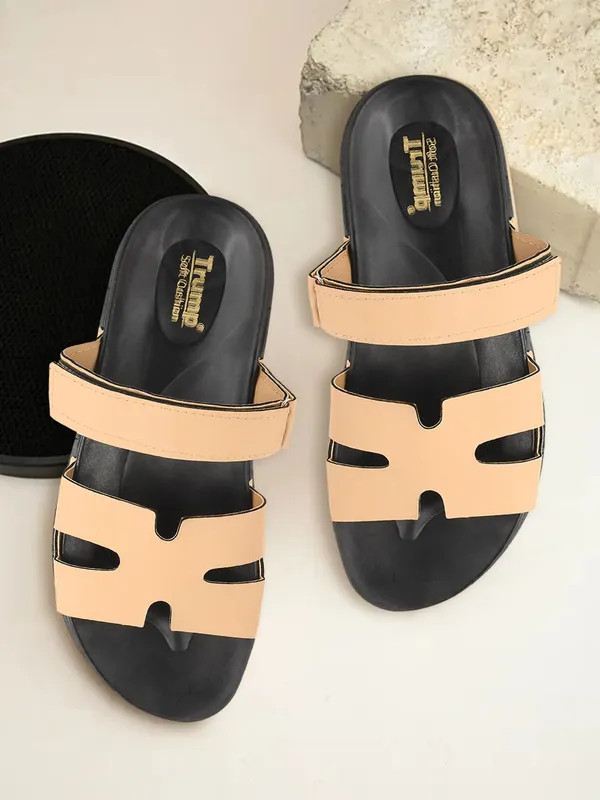 Trump_Men_Sandals_Pink