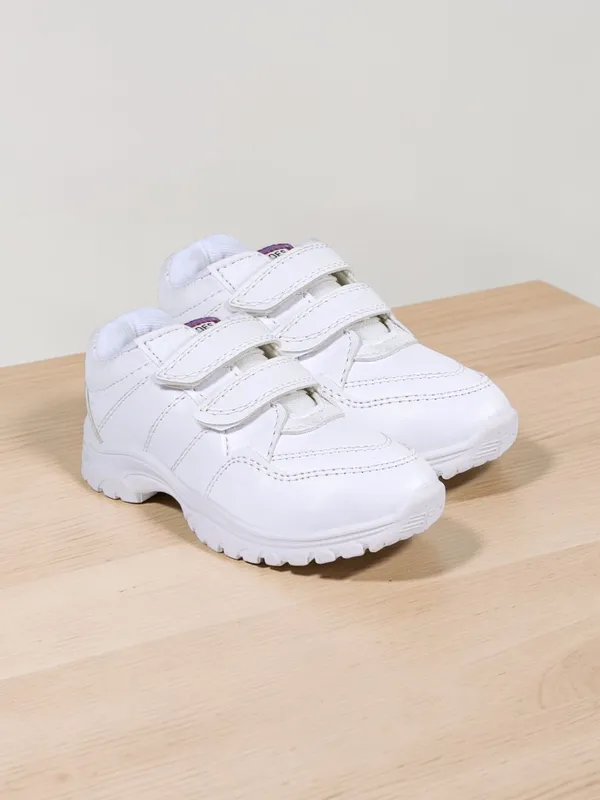 Trump_Boys_&_Girls_Velcro_Casual_Shoes_White