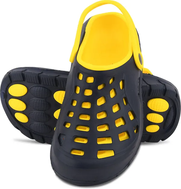 Trump_Men_Yellow_Clogs
