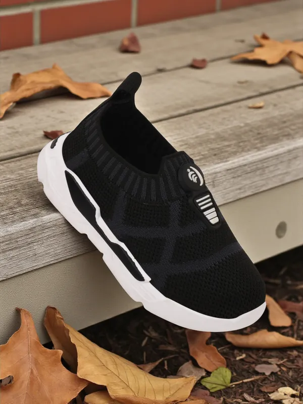 Trump_Boys_&_Girls_Slip_On_Running_Shoes_Black