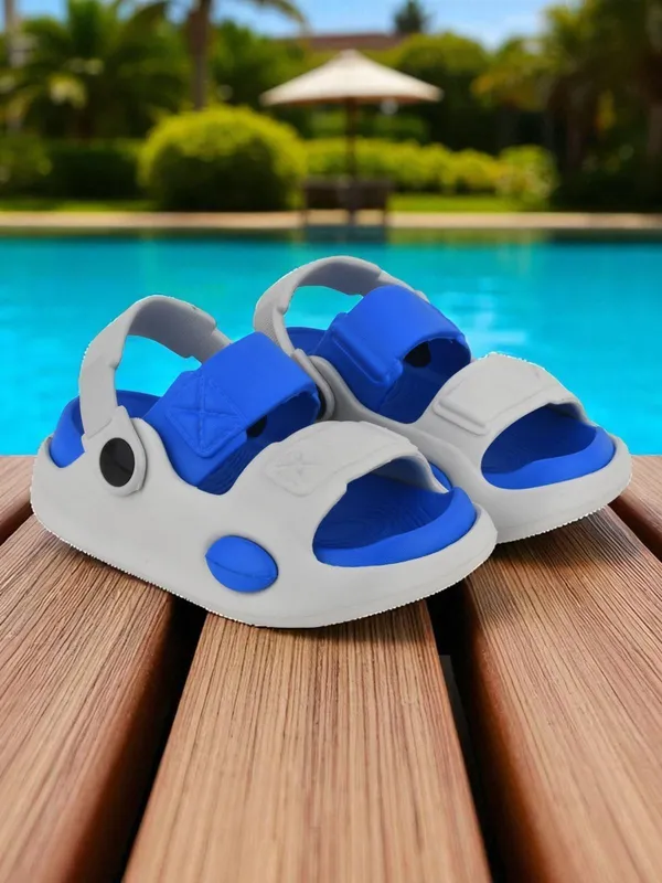 Trump_Boys_&_Girls_Slipon_Toe_Ring_Sandals_Blue