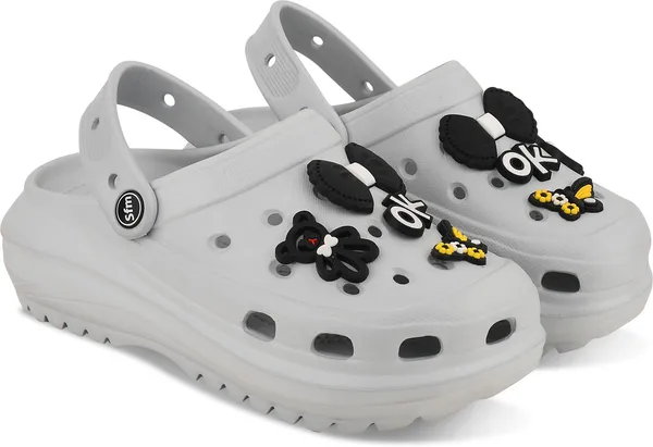 Trump_Women_Grey_Clogs