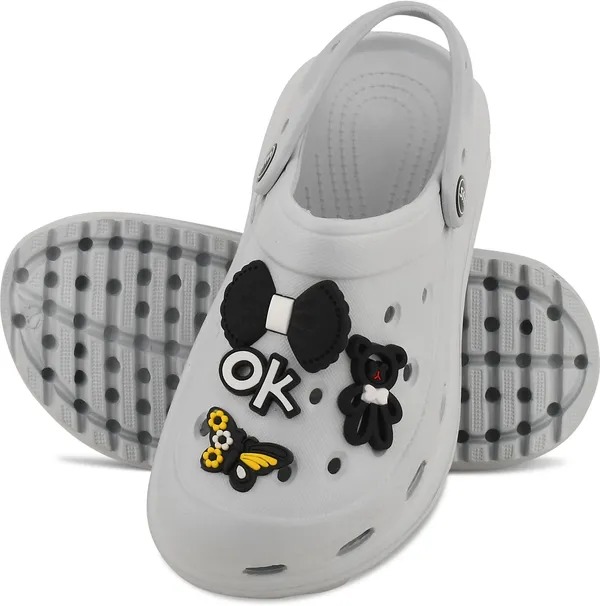 Trump_Women_Grey_Clogs