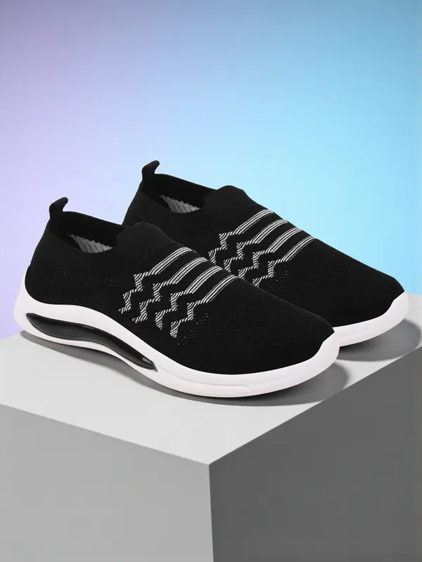 Zakozee_Running_Shoes_For_Women_Black
