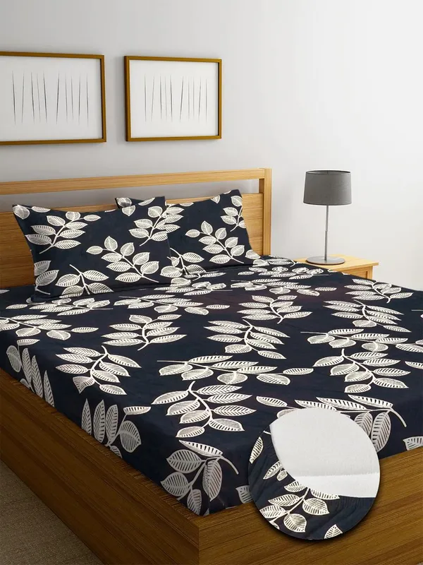 Black_White_Leafs_Bedsheet