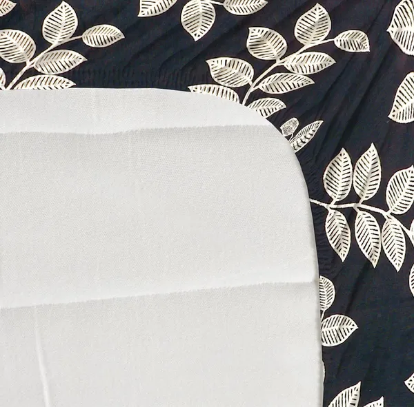 Black_White_Leafs_Bedsheet