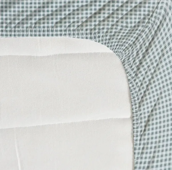 Grey_Check_Bedsheet