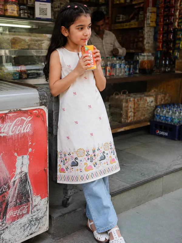 Girls_Off-White_Cotton_Straight_Kurti_with_Floral_&_Swan_Print_Hem_|_Sleeveless_Ethnic_Tunic_Top_for_Kids