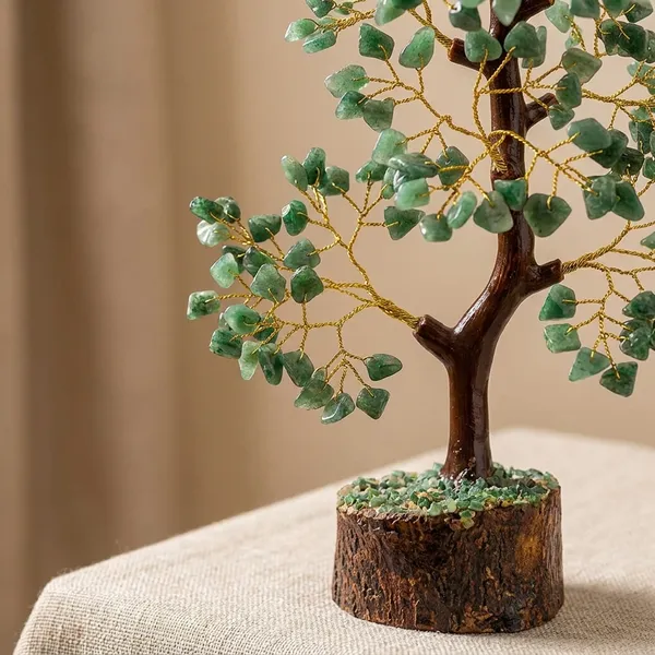 Green_Aventurine_Crystal_Tree_With_Wooden_Base_-_Feng_Shui_Décor