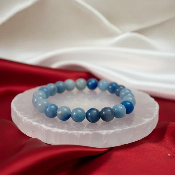 Premium_Sodalite_Crystal_Bracelet_For_Mental_Clarity_And_Focus