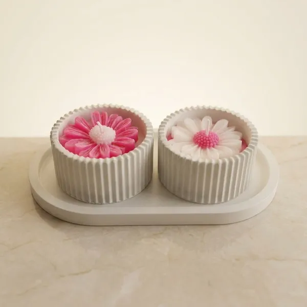 Handmade_Daisy_Flower_Candles_-_Set_Of_2_(Pink_&_White)