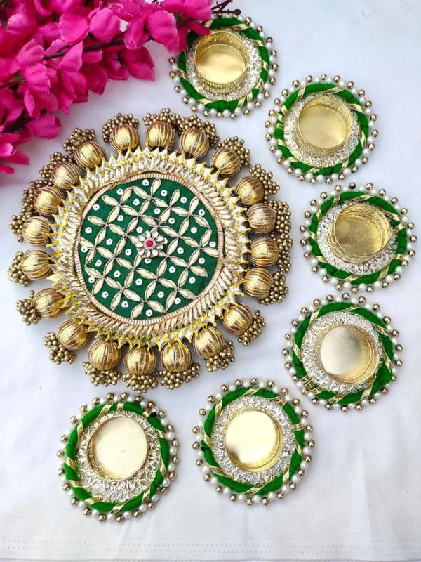 Traditional_Green_And_Gold_Decorative_Diya_Rangoli_Set_With_Floral_Design_-8__Inches,Set_Of_7