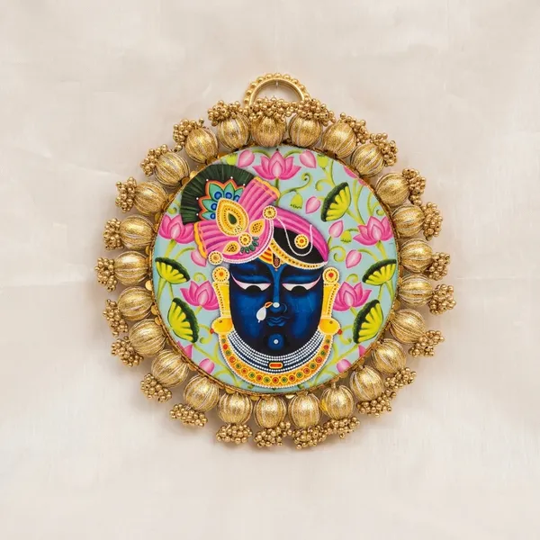 Handcrafted_Shreenathji_Wall_Hanging_With_Golden_Frame_And_Floral_Design_Size-_8_Inches