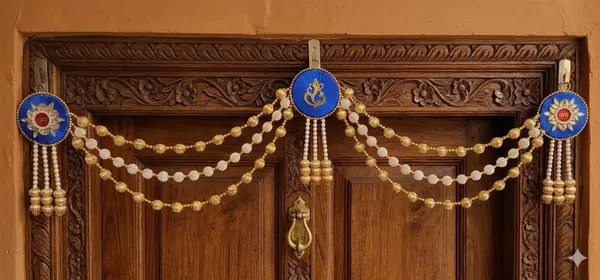 Traditional_Decorative_Door_Toran_With_Beaded_Garland_And_Hanging_Beads