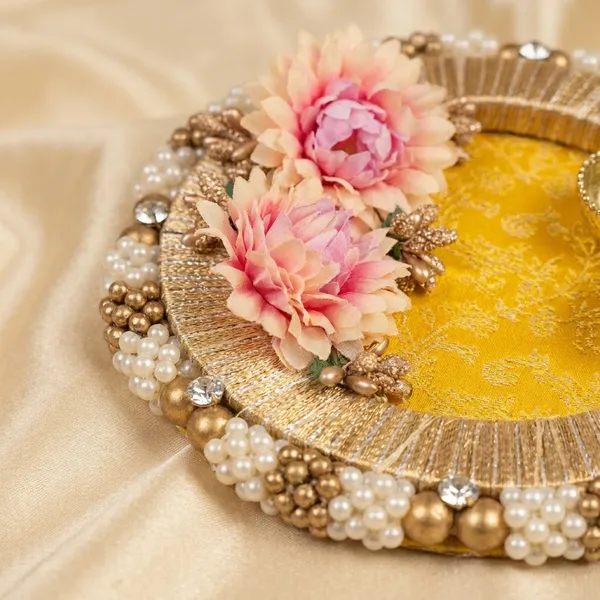 Handcrafted_Decorative_Pooja_Thali_With_Floral_Accents_And_Diya_Holders-_Size_-7_inches