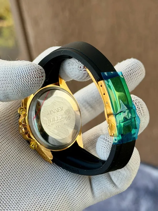 Premium_Stainless_Steel_And_Mineral_Glass_Rolex_Daytona_Gold_Dial_Watch
