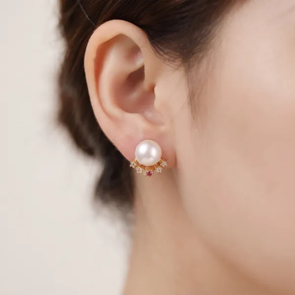 Gold_Tone_Pearl_Stud_Earrings_For_Women
