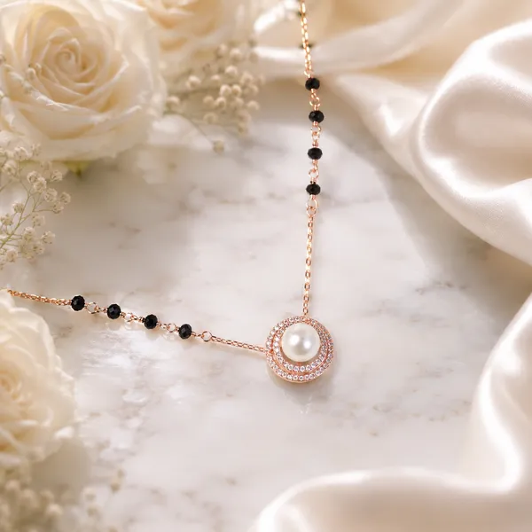 Rose_Gold_Pearl_Pendant_Black_Beaded_Necklace_For_Women