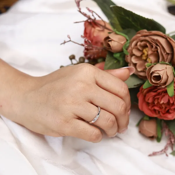 Silver_Tone_Crystal_Embellished_Ring_For_Womenfree_Size