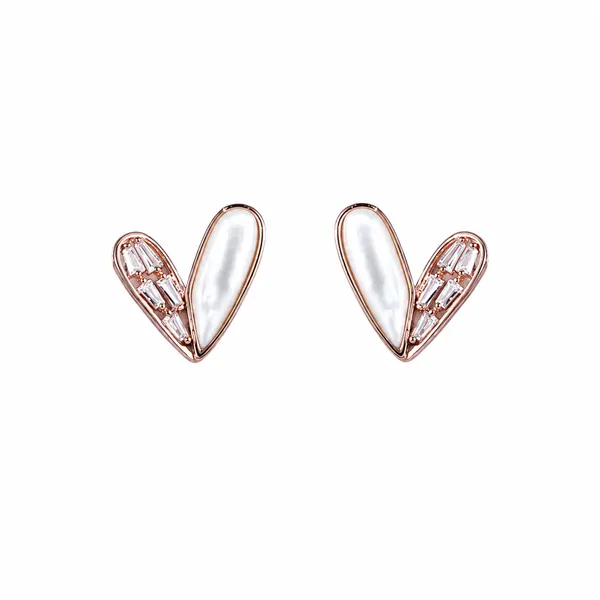 Rose_Gold_Pearl_And_Crystal_Stud_Earrings_For_Women