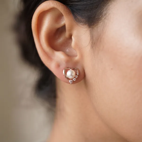Rose_Gold_Pearl_Heart_Stud_Earrings_For_Women