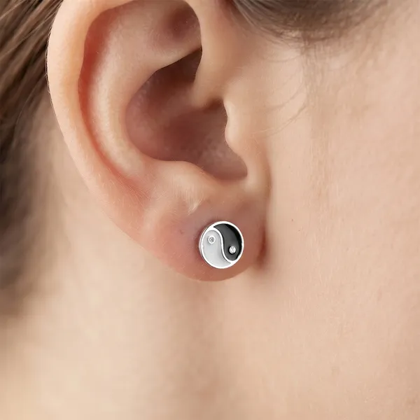 Silver_Yin_Yang_Stud_Earrings_For_Women