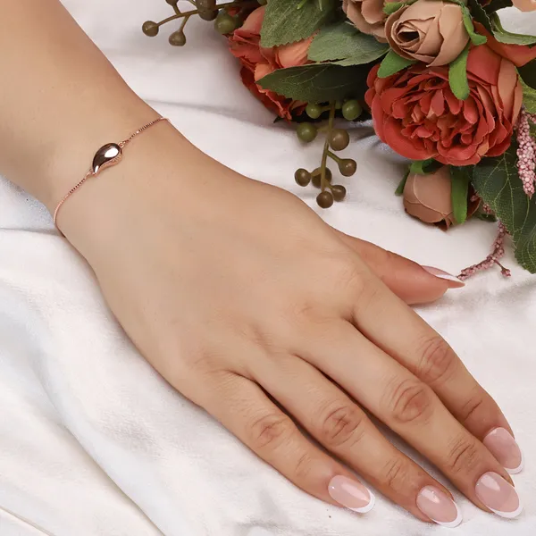 Rose_Gold_Heart_Charm_Bracelet_For_Women