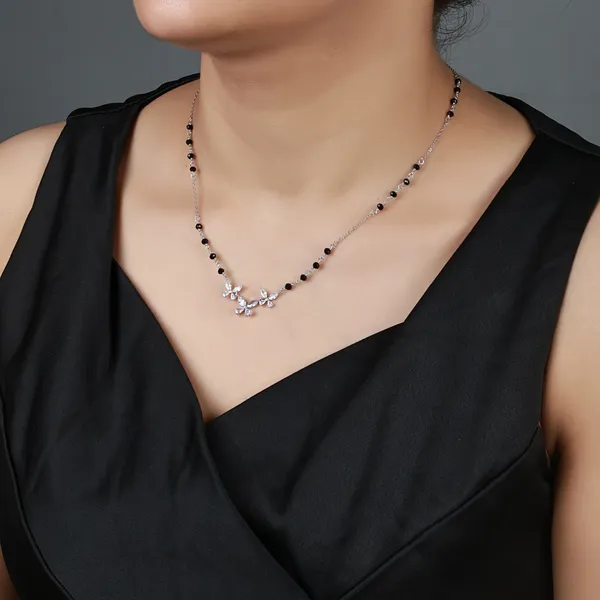 Silver_Tone_Black_Beaded_Floral_Pendant_Necklace