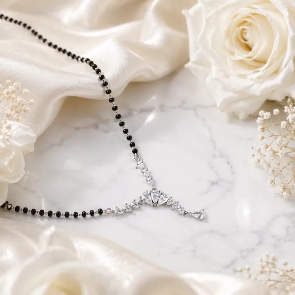 Black_Beaded_Crystal_Pendant_Mangalsutra_Necklace_For_Women