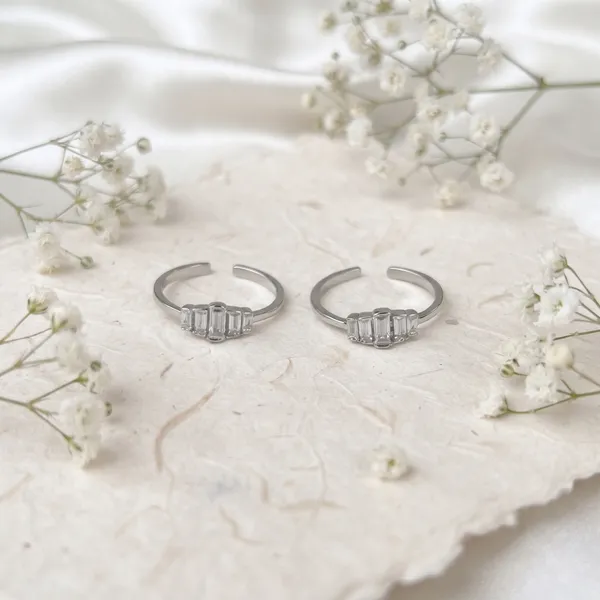 Silver_Adjustable_Stone_Toe_Rings_For_Women