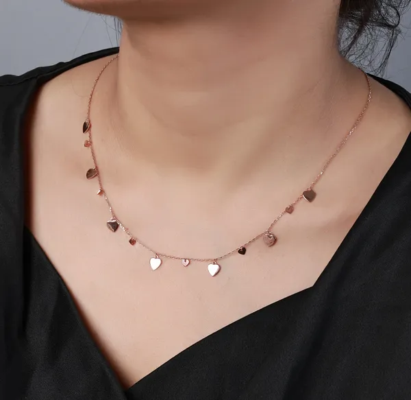 Rose_Gold_Heart_Charm_Necklace_For_Women
