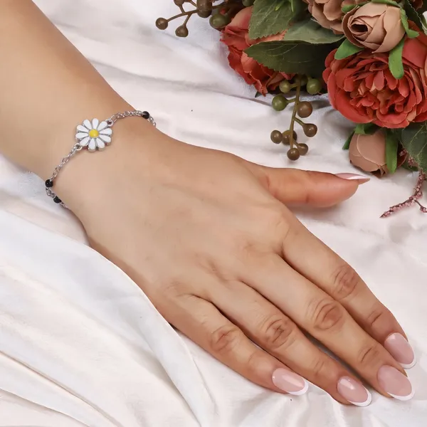 Silver-Tone_Floral_Charm_Bracelet_For_Women