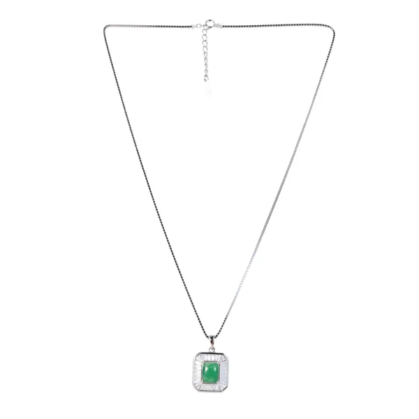 Silver_Tone_Green_Stone_Pendant_Necklace_For_Women