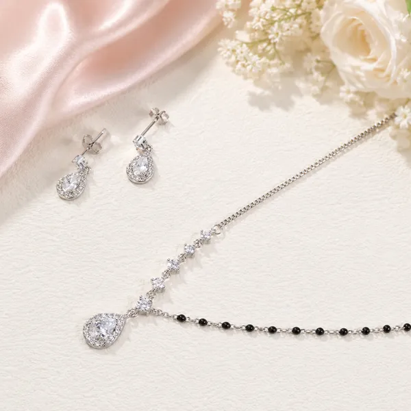 Silver-Tone_Crystal_Mangalsutra_Set_For_Women