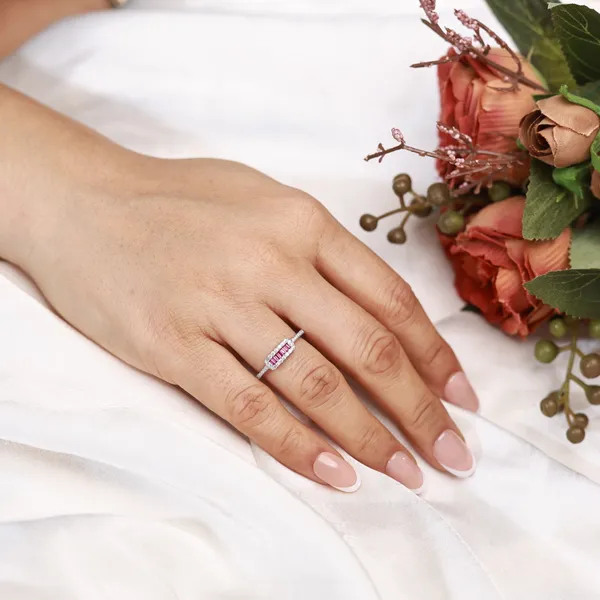 925_Sterling_Silver_Pink_Stone_Ring_For_Women
