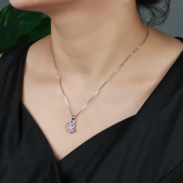 Silver-Tone_Floral_Pendant_Necklace_For_Women