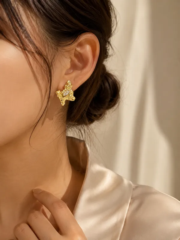 Abstarct_white_stone_earrings