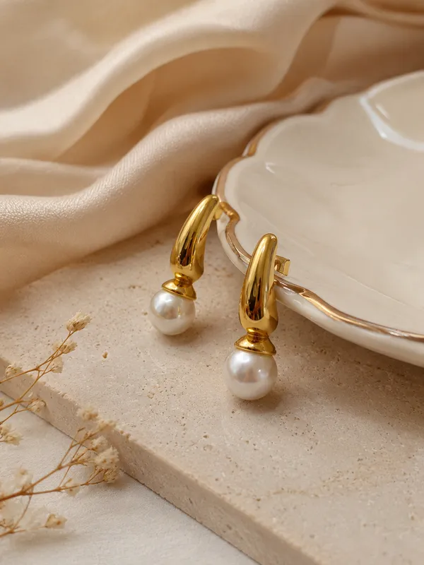Pearl_Drop_earrings