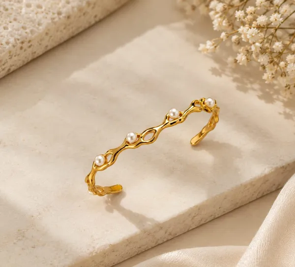 Parisian_Half_Kada_White_Stone