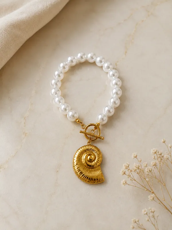 Snail_Charm_Pearl_bracelet
