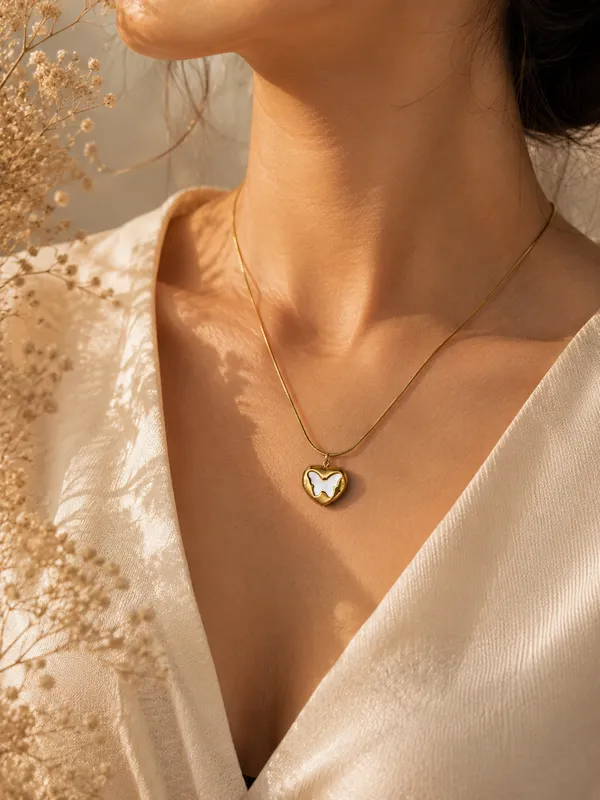 Butterfly_pendant_Chain