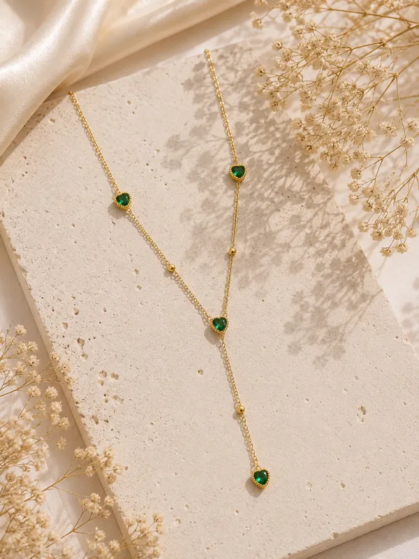 Green_heart_statement_neckpiece