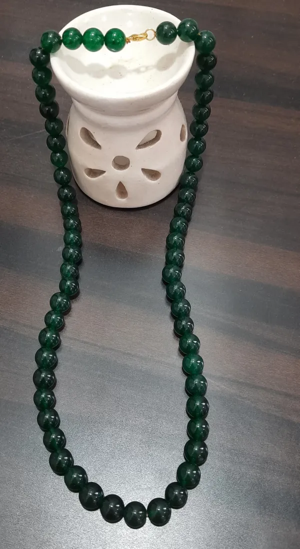 Bottle_Green_Glass_Beads_Necklace_For_Women