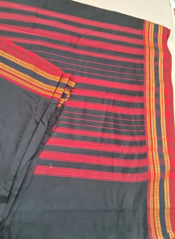 Black_Puneri_Cotton_Saree_For_Women