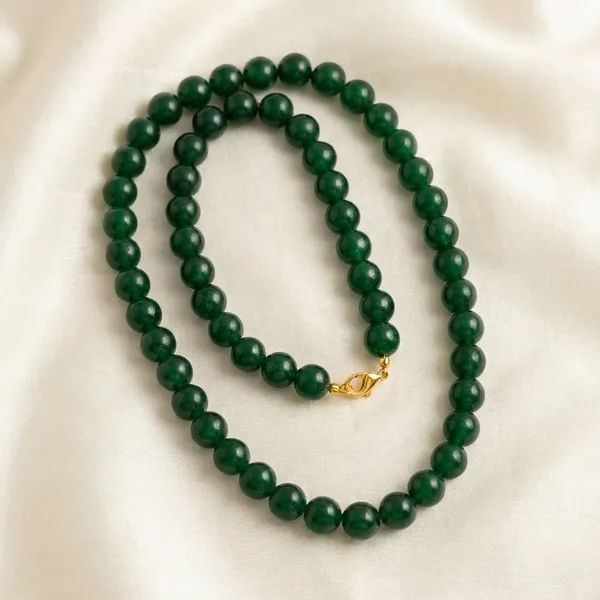 Bottle_Green_Glass_Beads_Necklace_For_Women