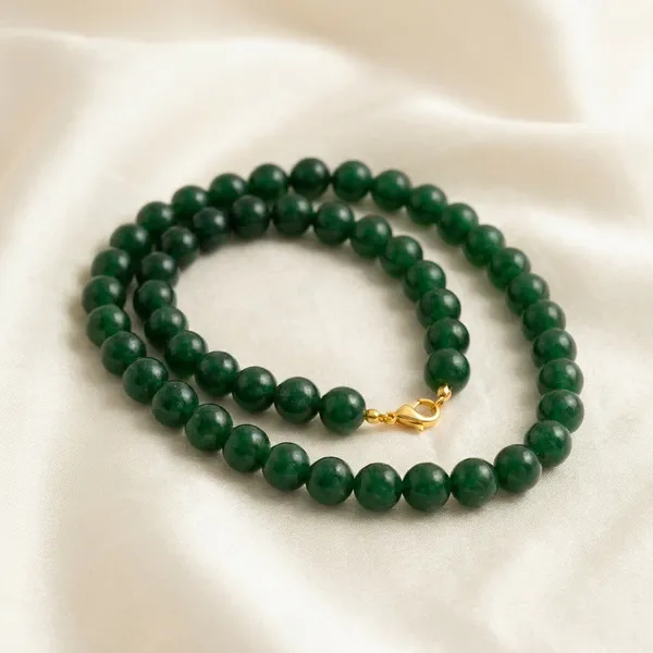 Bottle_Green_Glass_Beads_Necklace_For_Women