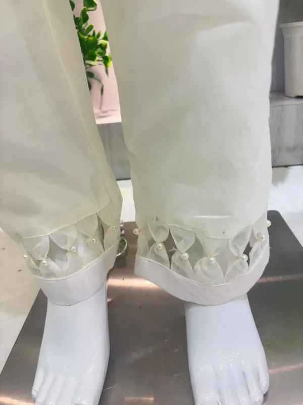 White_Cream_Organza_Embroidered_Kurta_And_Pants_With_Dupatta_For_Women