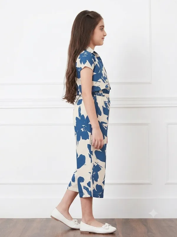 Sunny_Day_Floral_Printed_Jumpsuit_with_Shrug