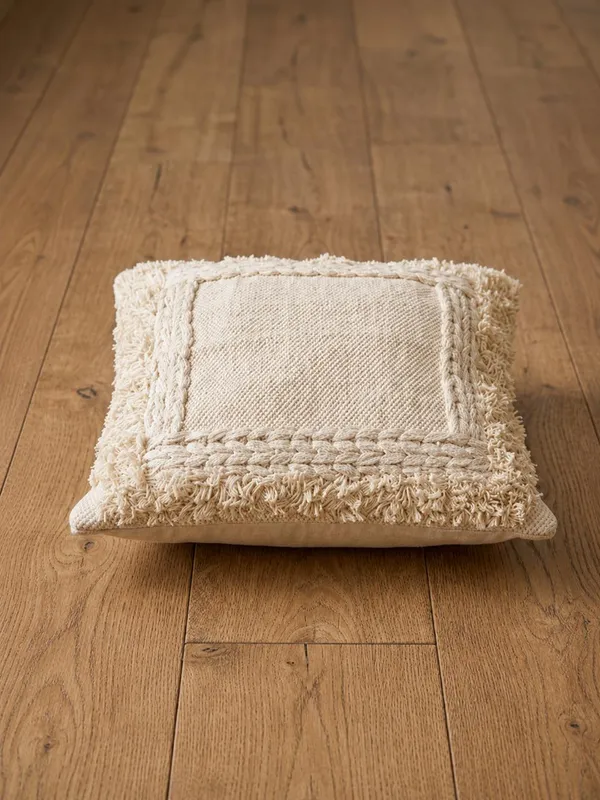 BRAIDED_CUSHION_COVER